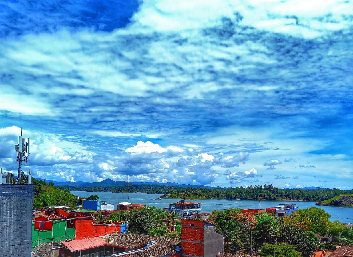 Apartamento Parque Guatapé con vista al embalse WIFI y TV Extérieur photo